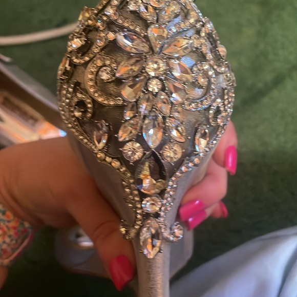 Elegant Silver and Crystal Embellished Clutch - Picture 5 of 6